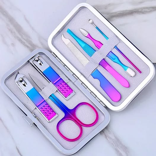 7-in-1 Luxury Manicure & Nail Cutter Kit – Professional Grooming